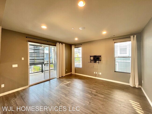 Building Photo - 4 br, 3 bath House - 16611 48th Ave W Unit B1