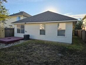 Building Photo - 14339 Hillard Green Ln