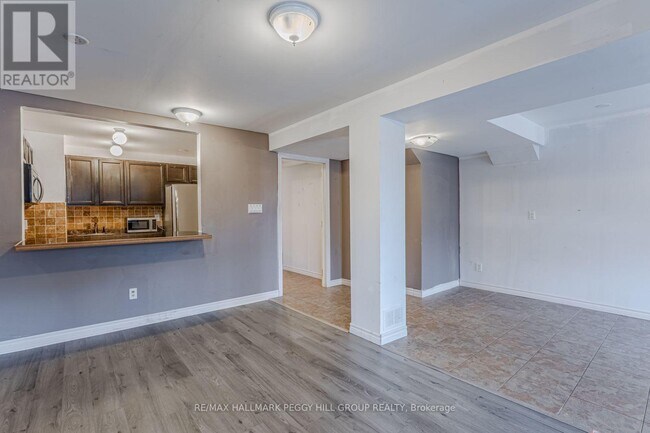 Photo du bâtiment - 30 Jessica Dr