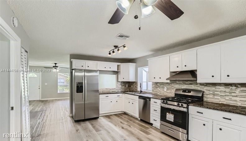 Foto principal - 3 br, 2 bath House - 6198 6198 Arcade Court