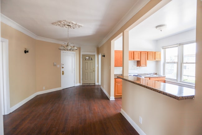 Photo - 4788 N Elston Ave Apartment