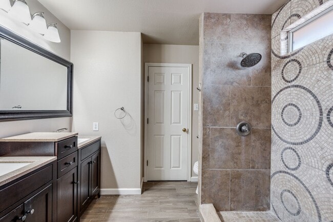Building Photo - 3 Bedroom/2.5 Bath Guilbeau Gardens Subdivision