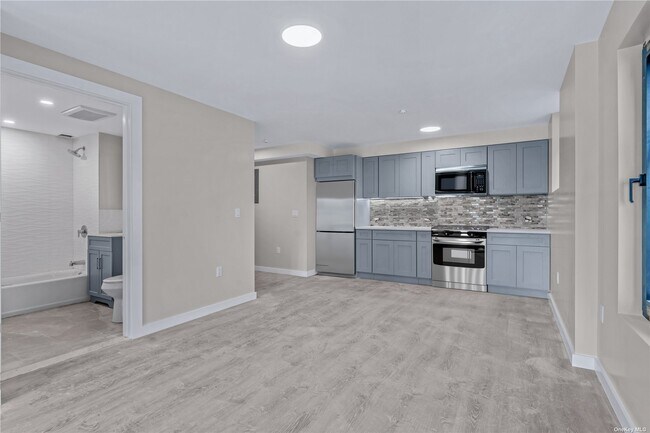 Foto del edificio - 43-34 53rd St