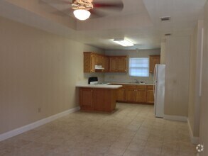 Building Photo - 14037 Pardo Rd
