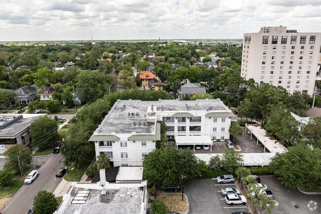 Building Photo - Chelsea-Riverside Condo