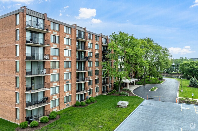 St. Regis Condominiums