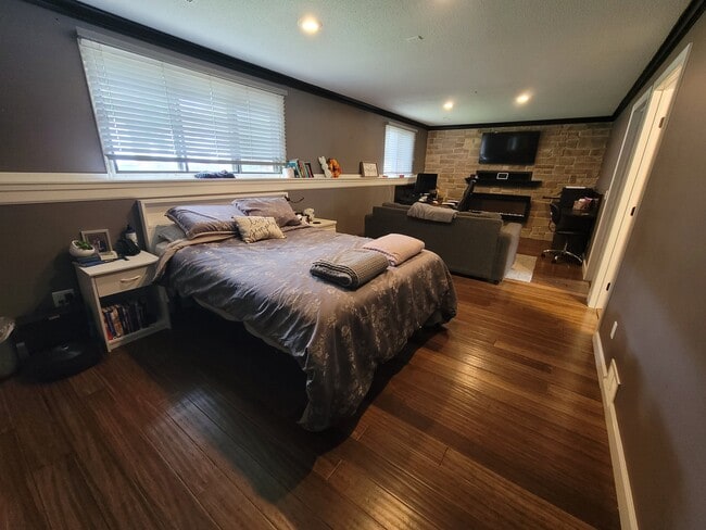 Foto del edificio - 2201 Tracy Ln