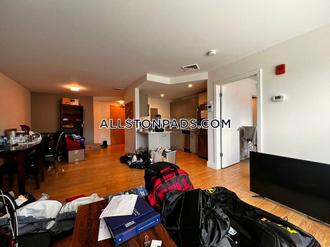 Building Photo - 40 Malvern St