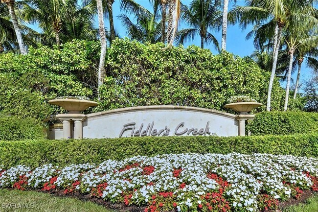Foto del edificio - 8375 Whisper Trace Way