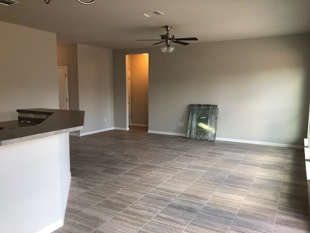 Foto del edificio - 2409 Vicksburg Ln