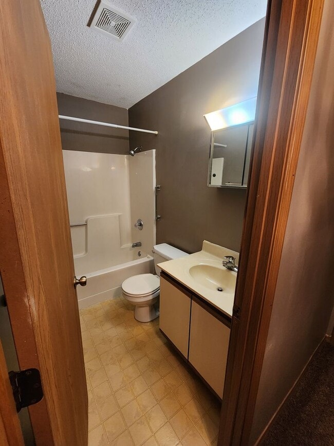 Foto del edificio - 1005 W Cherry St