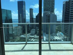 Building Photo - 1100S S Miami Ave