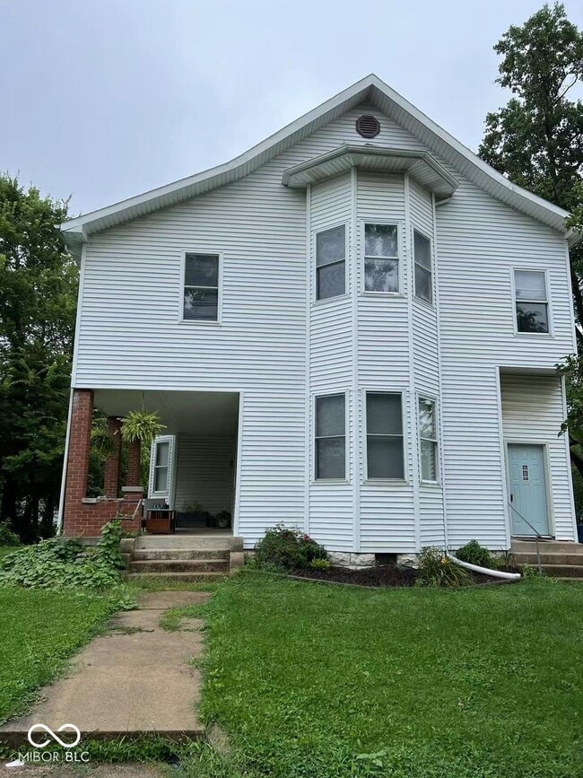 Building Photo - 721 E Seminary St