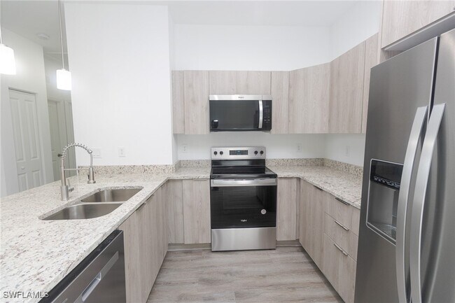 Foto del edificio - 8009 Cod Ct