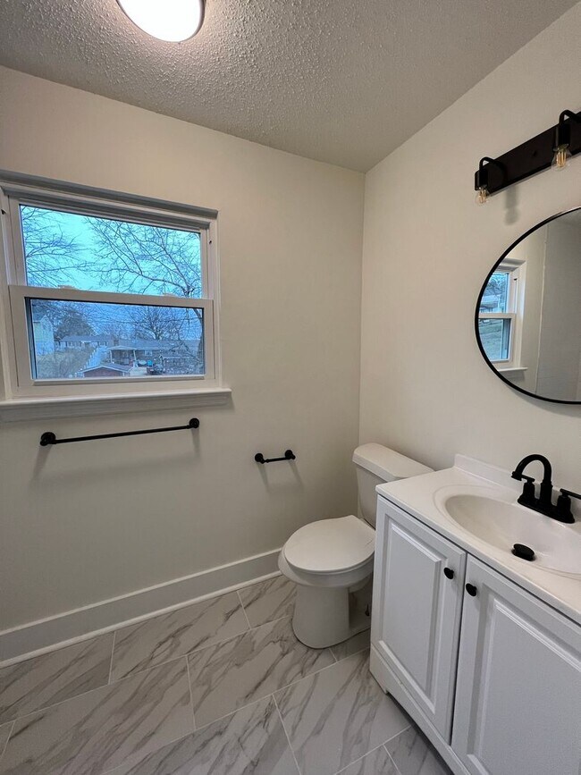 Foto del edificio - Newly renovated 3bed/2bath in east ridge f...