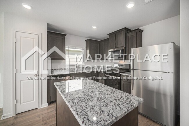 Foto del edificio - 933 Burlington Ave