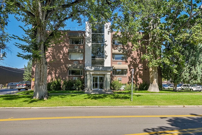 Building Photo - 2295 E Asbury Ave
