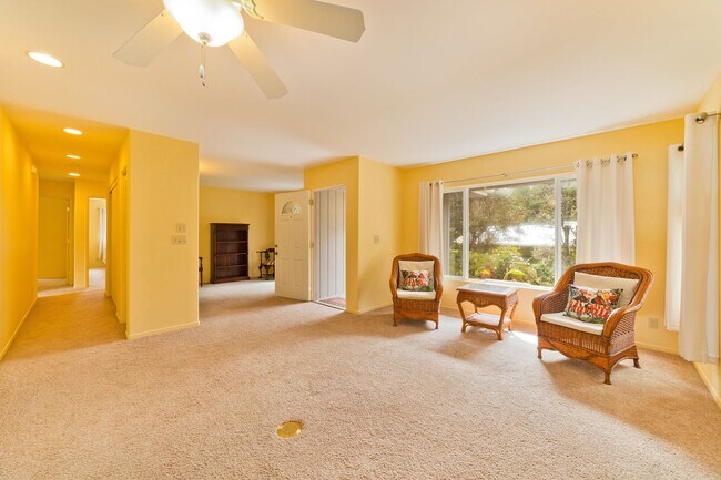 Foto del edificio - Pet Friendly 4 Bedroom Fine Country Living...