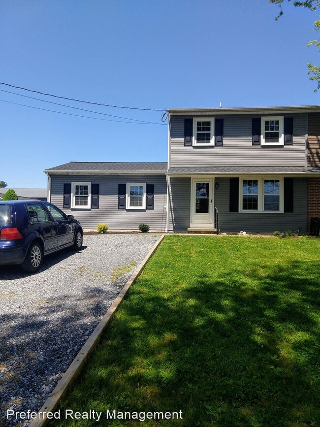 Building Photo - 4 br, 2 bath House - 242 Market Street