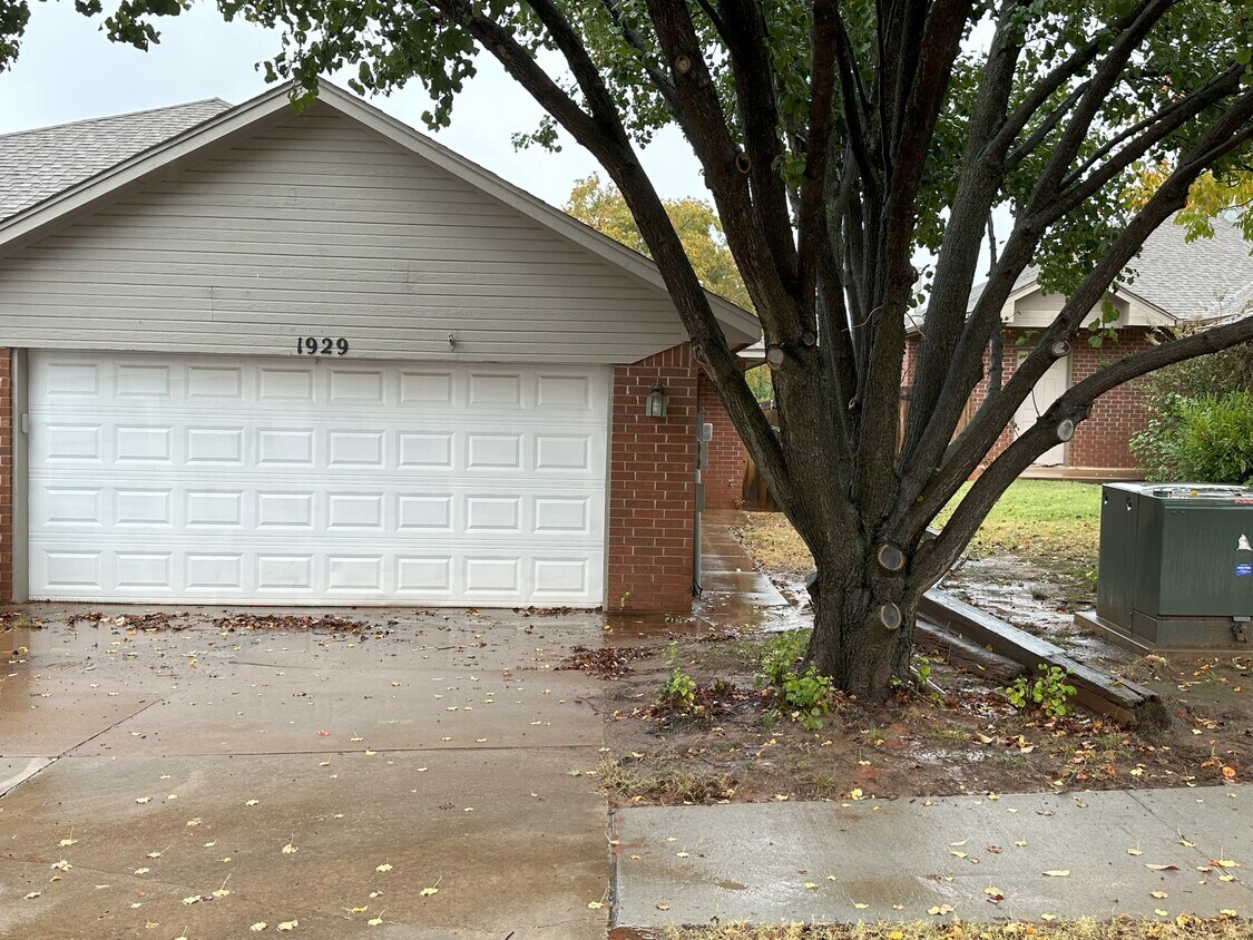 Foto principal - 1929 Lariat Cir