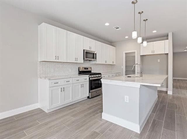 Foto del edificio - 1415 Diceman Ave