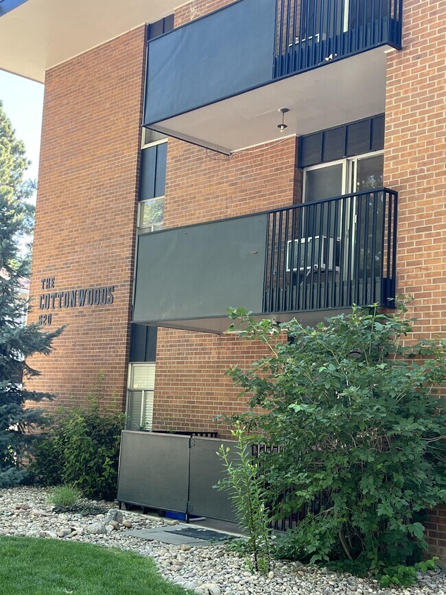 Foto del edificio - 620 Mathews St