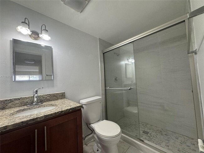 Building Photo - 4255 N University Dr