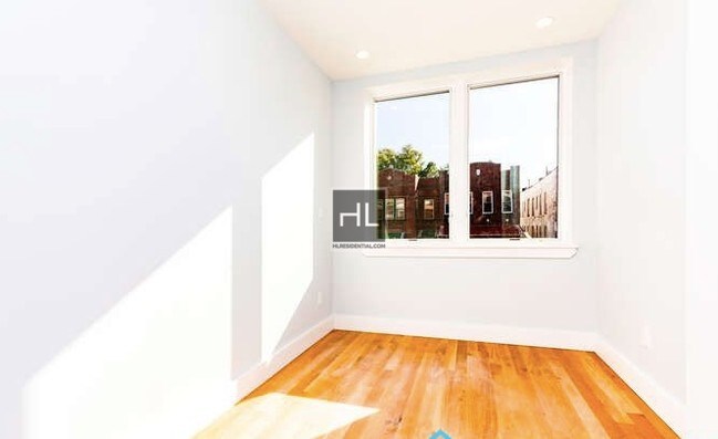 Building Photo - 1137 Saint Marks Ave