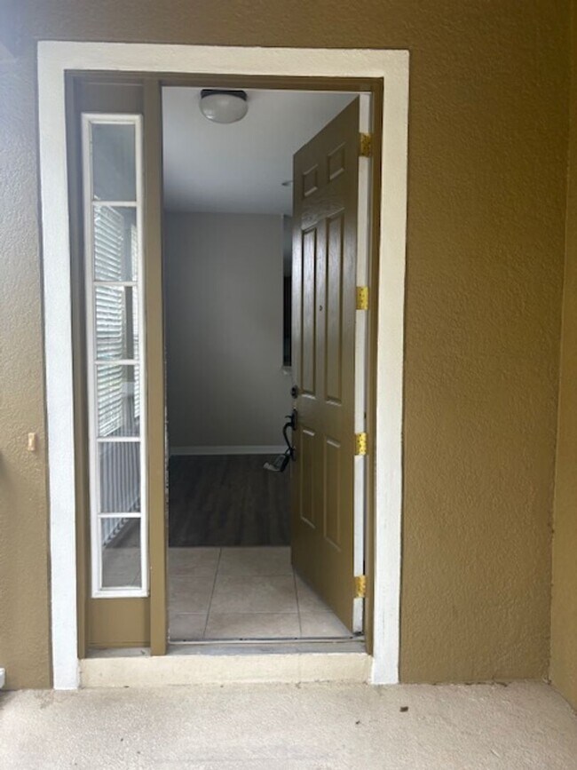 Foto del edificio - **Beautiful 3/2.5 Townhome in Lake Nona**