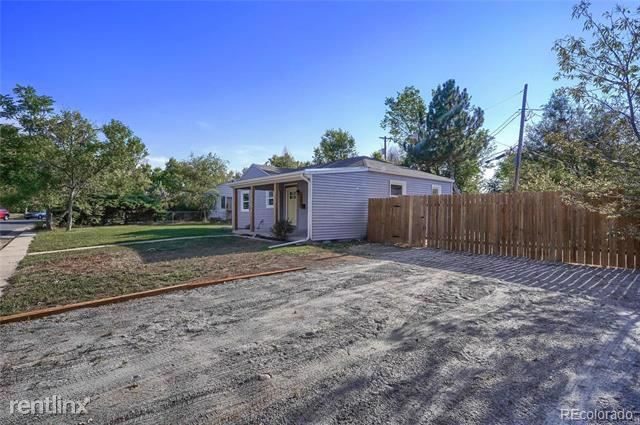 Building Photo - 3 br, 1 bath House - 1141 Hillside Street