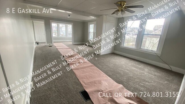 Building Photo - Pets Allowed! Duplex on Gaskill - Recently...