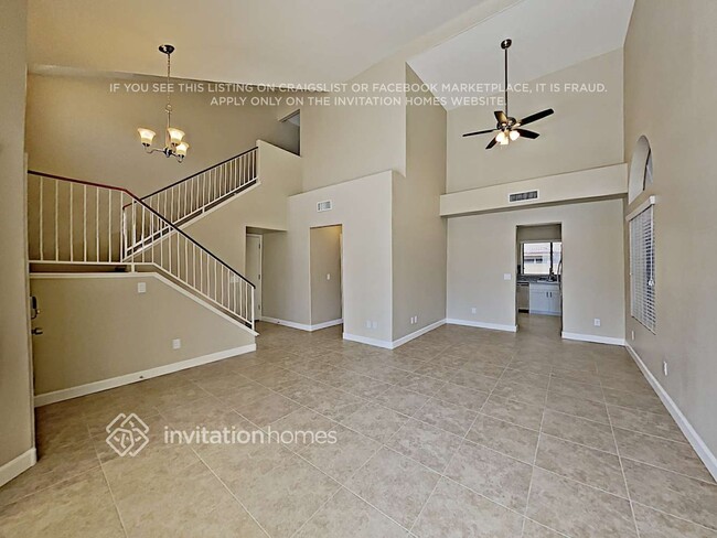 Building Photo - 1140 N Leoma Ln