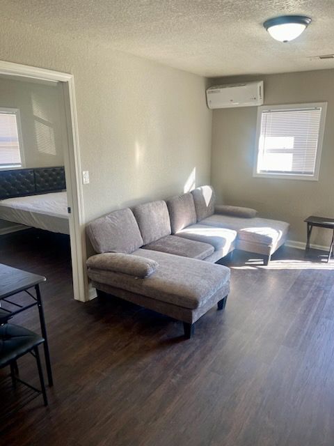 Foto del edificio - 1624 Stewart St