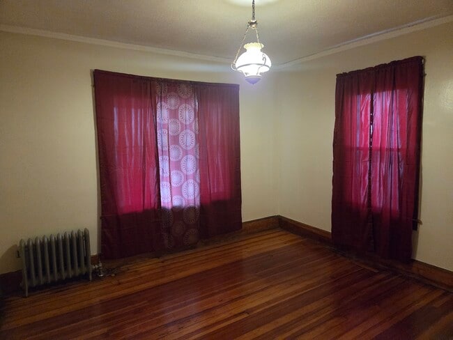 Building Photo - 43 Ozark St