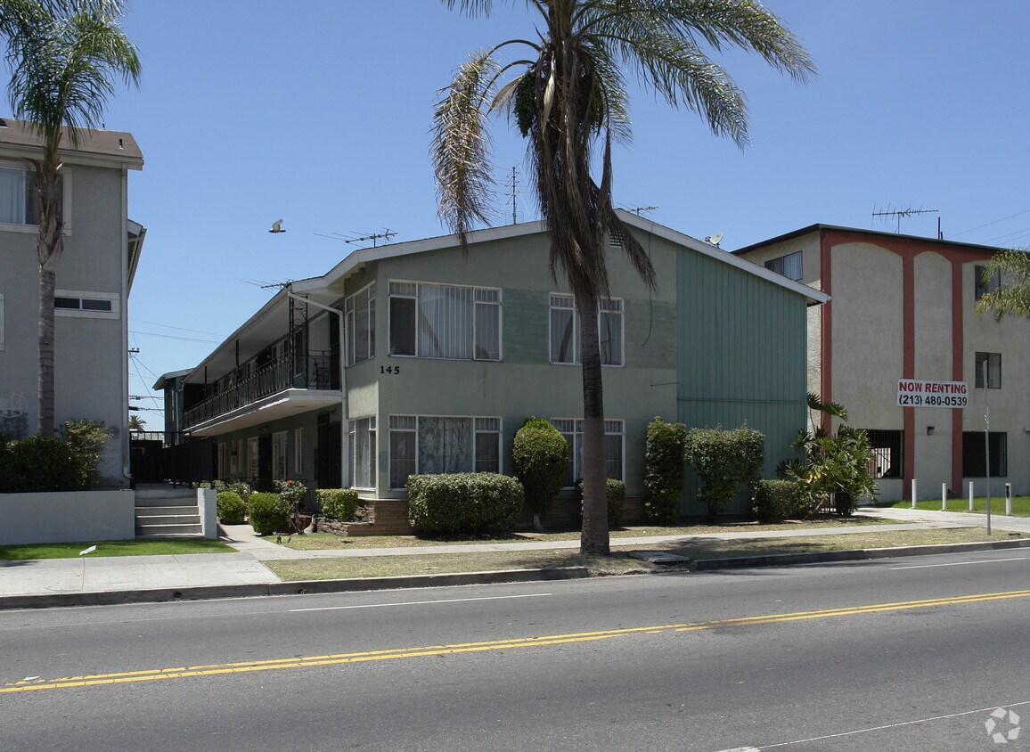 Building Photo - 145 N Normandie Ave