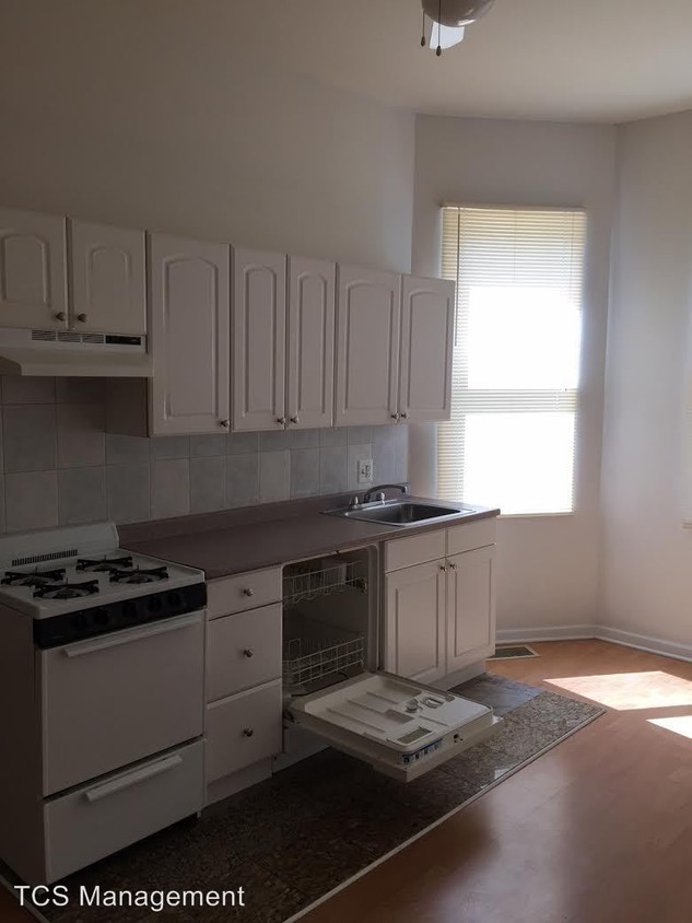 Foto principal - 4932 Duffield St