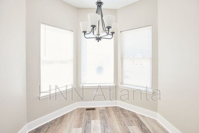 Foto del edificio - 751 Prince Pl NW