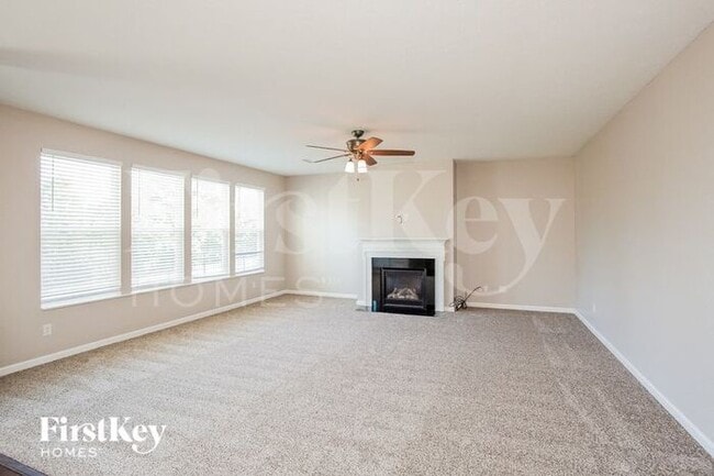 Building Photo - 5847 Sly Fox Ln