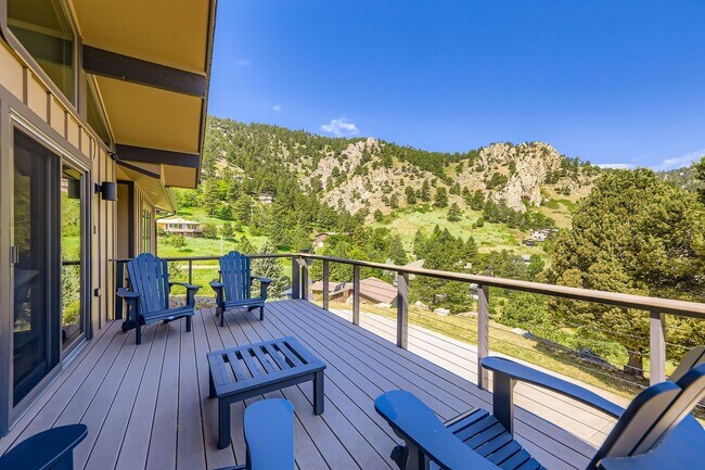 Foto del edificio - 389 S Cedar Brook Rd