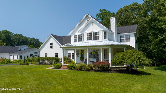 Foto del edificio - 663 Crescent Ave