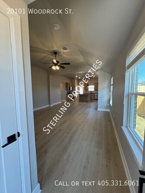 Foto del edificio - 20101 Woodrock St