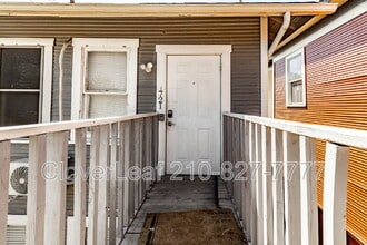 Building Photo - 721 E Euclid Ave