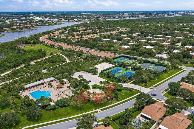 Photo - 3052 30th Ct Townhome