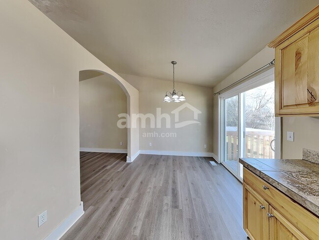 Foto del edificio - 617 S 375 W