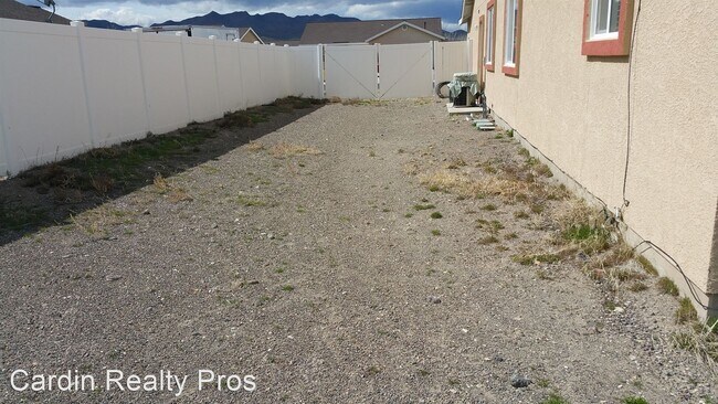 Building Photo - 3 br, 2 bath House - 1393 Red Bluffs Wy
