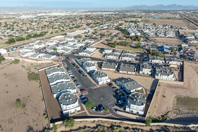 Foto aérea - Nevarez Palms