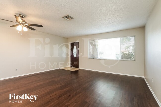 Foto del edificio - 3413 SE 11th Ave