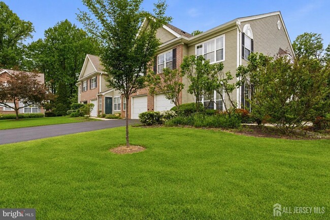 Foto del edificio - 101 Wellington Park Dr