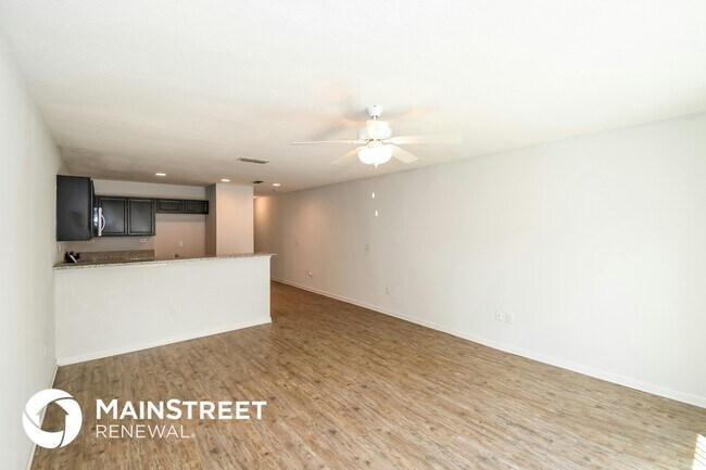 Foto del edificio - 8252 Rigel Rd