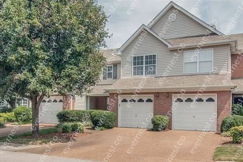 Primary Photo - 120 Stanton Hall Ln